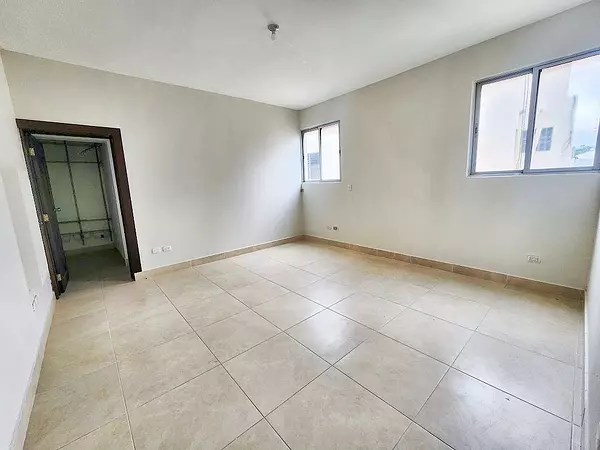 apartamentos - sexto nivel de renta en Los Cerros de Gurabo  5