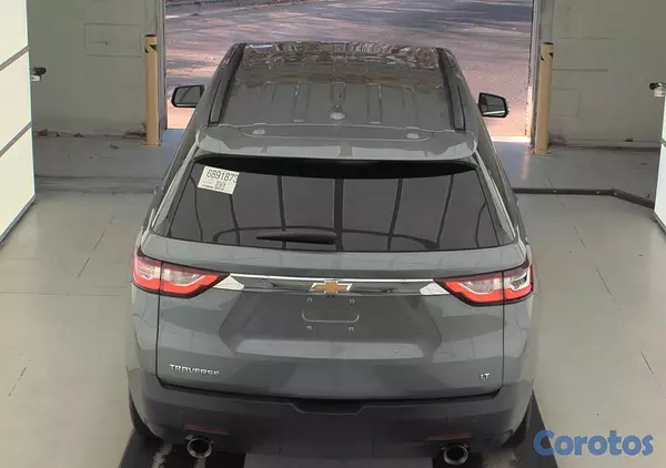 jeepetas y camionetas - CHEVROLET TRAVERSE LT 2020 7