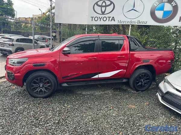 jeepetas y camionetas - Toyota Hilux GR (Europea) 2