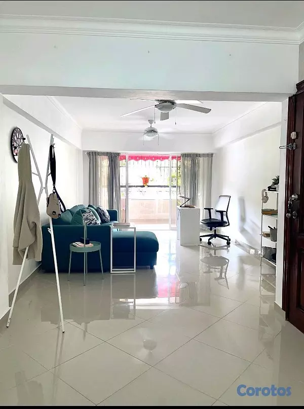 apartamentos - Vendo
apto. 3er piso a 5 minutos de la Winston Churchill.
 4