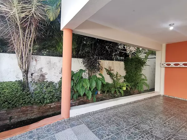 casas - Preciosa Vivienda en Urbanizacion Villa Noa,  Santiago 3