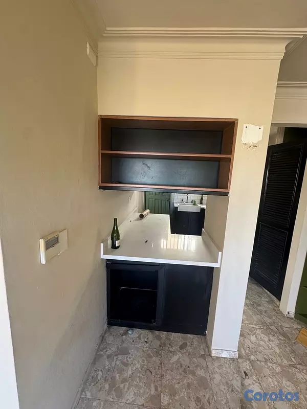 apartamentos - alquiló cacicazgo misma enrriquillo tres habitaciones dos baños parqueo servicio 15