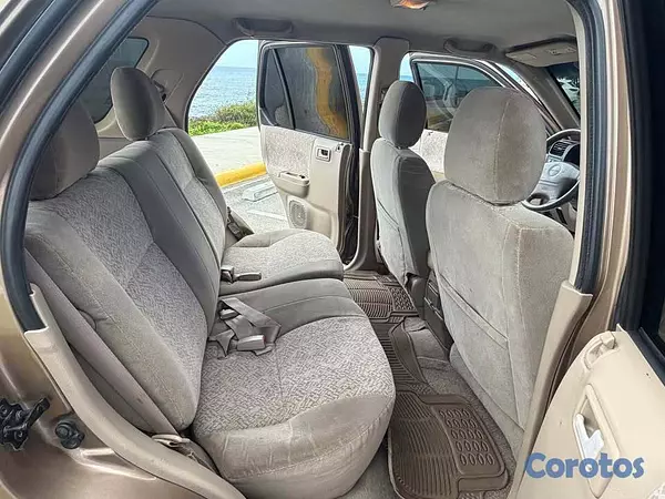 jeepetas y camionetas - Isuzu Rodeo 2001 5