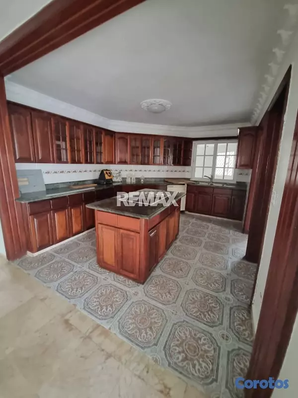 casas - Casa de 3 habitaciones 3.5 baños en alquiler en Lo 7