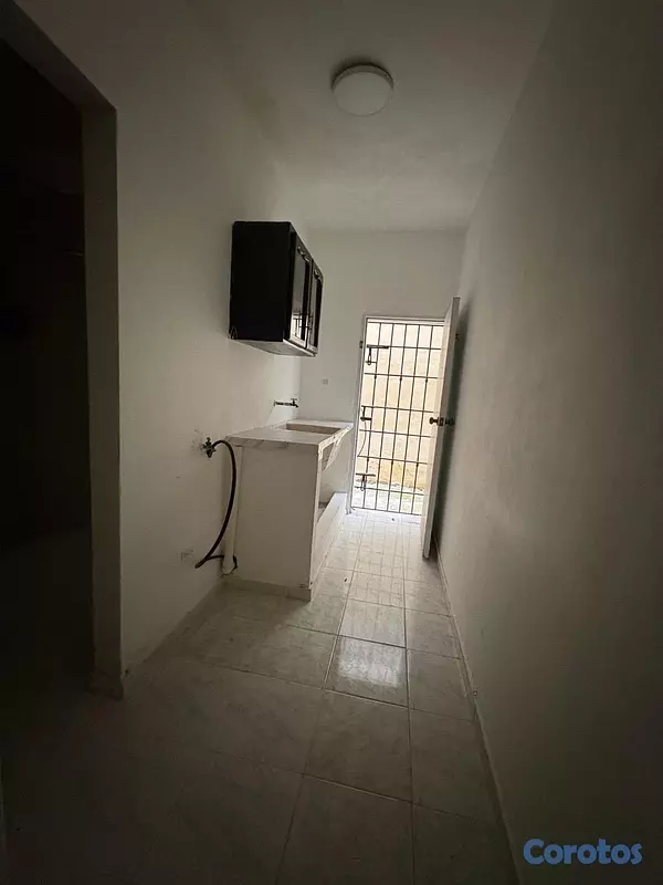 apartamentos - Alquilo Apartamento en Mirador Sur. 3er Nivel. 7