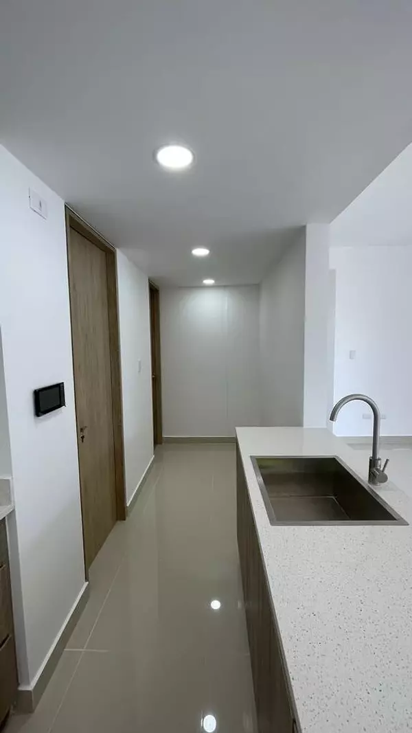 apartamentos - Confortable y Moderno Apartamento en Ave. Hispanoamericana  4
