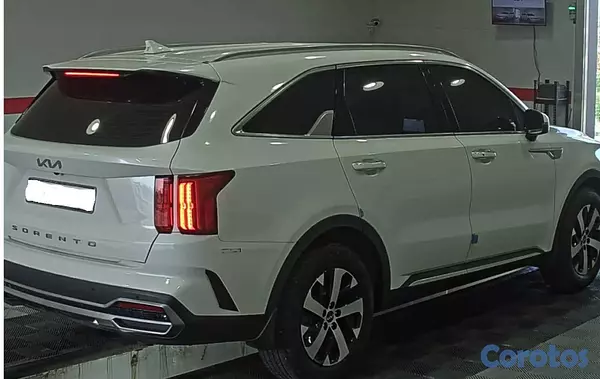 jeepetas y camionetas - KIA SORENTO EX 2022 BLANCO GASOLINA 3