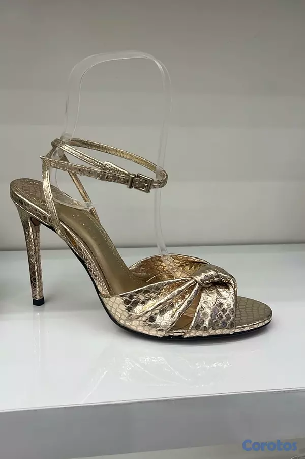 zapatos para mujer - Zapatillas Schutz nuevas con ticket 3
