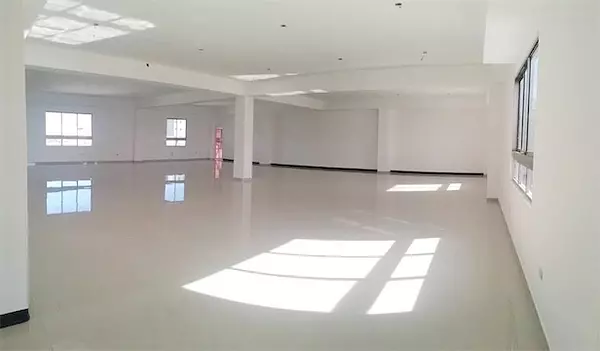 oficinas y locales comerciales - Local en los Cacicazgos 300 m 3