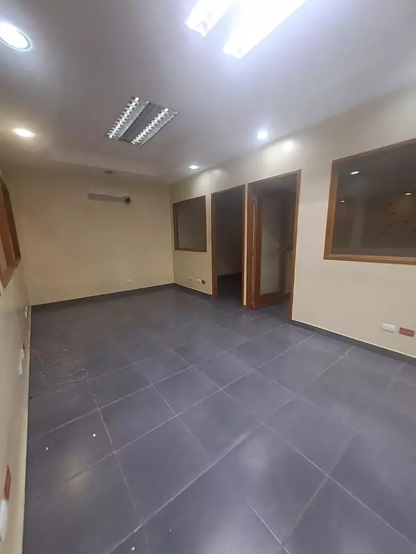 otros inmuebles - Alquilo Nave 1,200 mts con cuarto frio  en la Av. Monumental 
 2