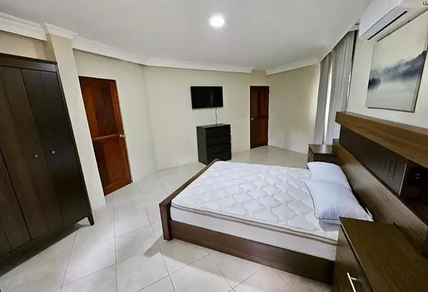 casas vacacionales y villas - Apartamento Amueblado Frente a la Playa, Cabarete  5