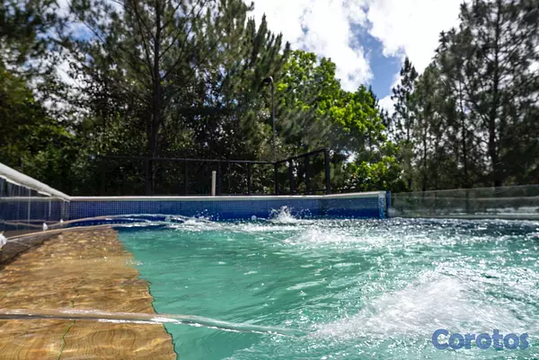 casas vacacionales y villas - Villa en venta amueblada con terreno de 15 tareas en Tireo - Constanza, Rep.Dom 1