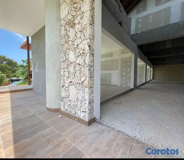 oficinas y locales comerciales - Oportunidad de Locales Comerciales en renta para Oficina en Bávaro Punta Cana 2