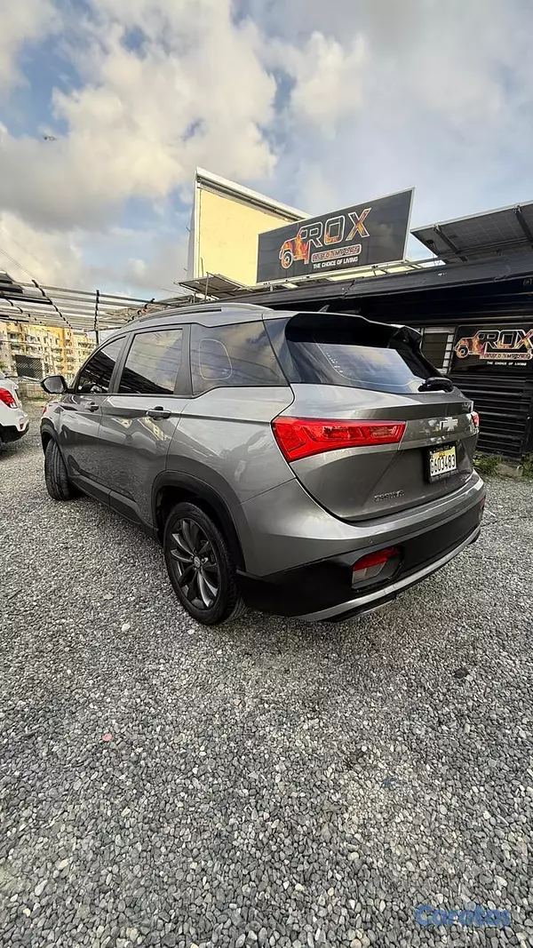 jeepetas y camionetas - Chevrolet Captiva LT 2023 9
