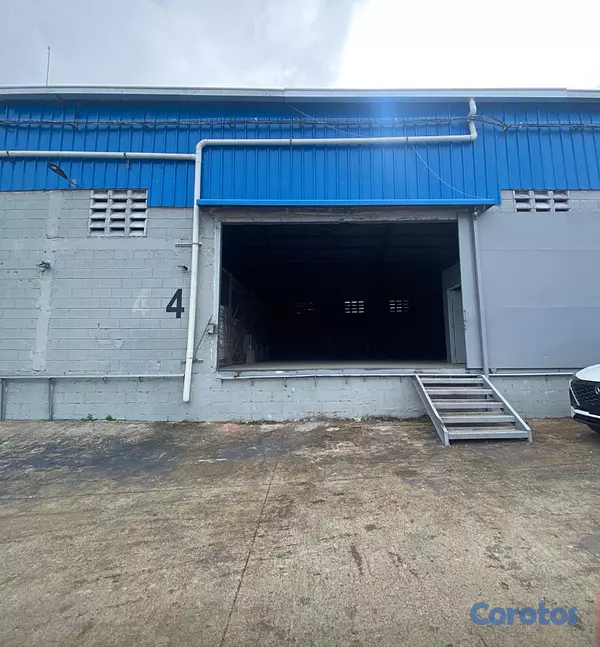 oficinas y locales comerciales - se alquila nave  4