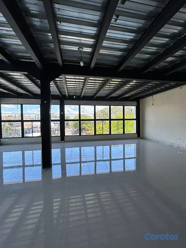 oficinas y locales comerciales - Edificio Comercial de 3 Niveles en Alquiler – Ensa 2