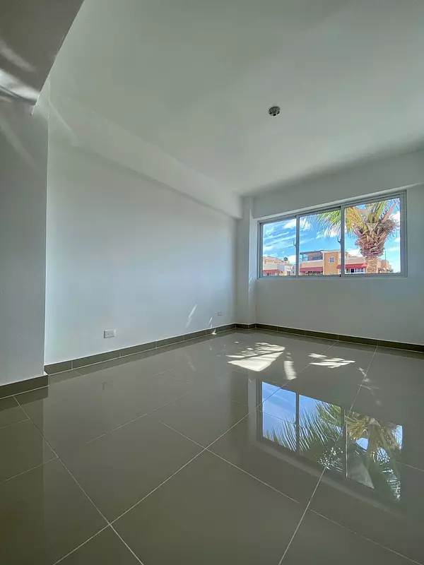 apartamentos - Se vende apartamento tipo PH en Av. Independencia  5