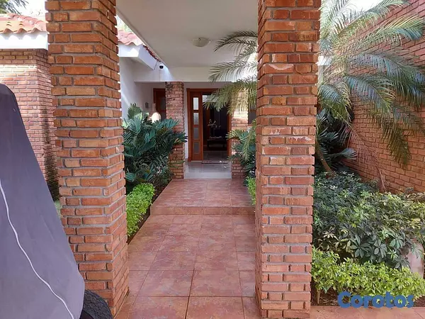casas vacacionales y villas - Villa Exclusiva y Amueblada en Metro Country Club, Juan Dolio 5
