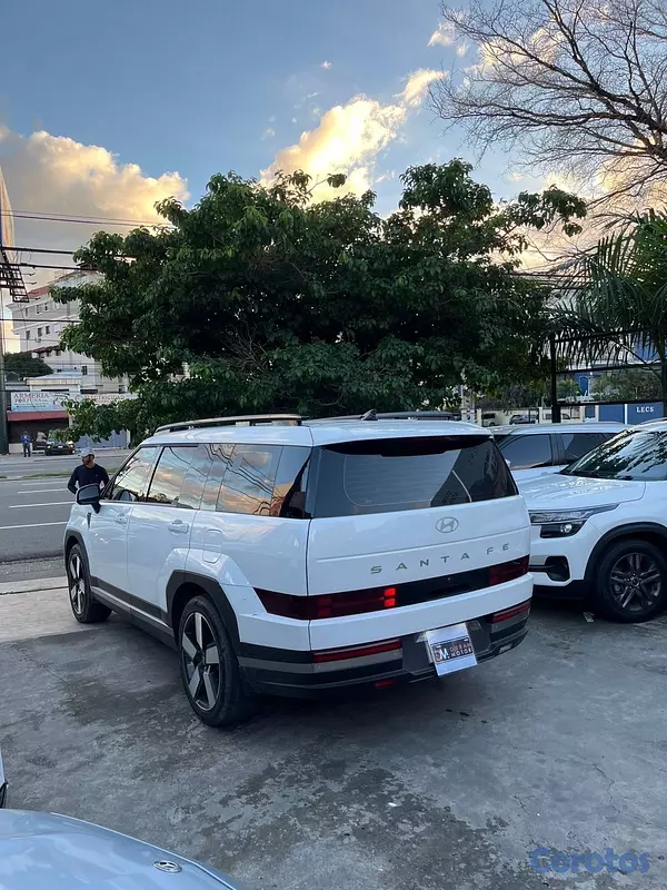 jeepetas y camionetas - Hyundai Santa Fe 2024 8