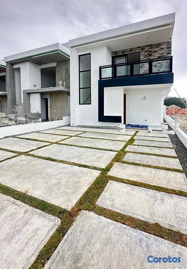 casas vacacionales y villas - venta de Villa en punta cana con piscina y 161mts de solar  7