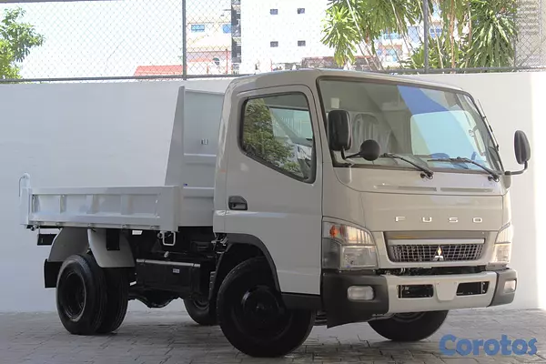 camiones y vehiculos pesados - Mitsubishi Motors Canter Volteo 2