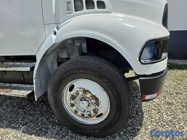 camiones y vehiculos pesados - Camión Cisterna de GLP Sterling M7500 en Venta 7