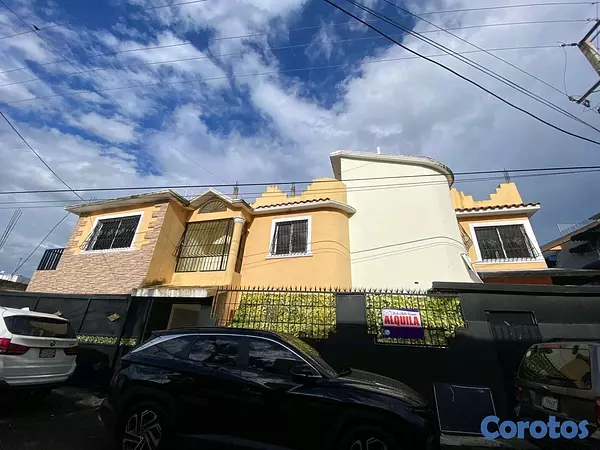 casas - Alquilo casa 2 niveles en autopista san Isidro, al lado de la Sirena  20