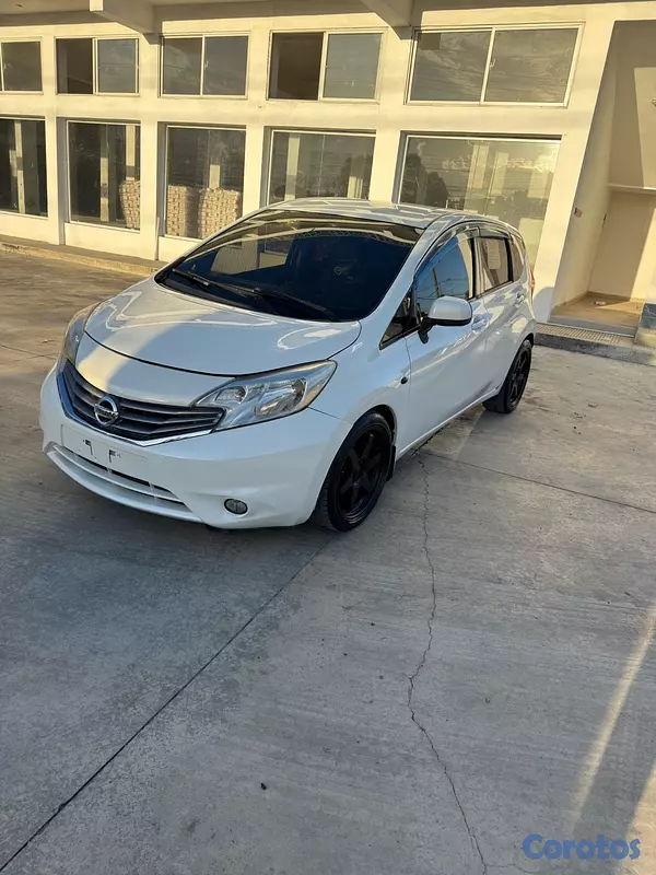 carros - Vendo Nissan Note 2014 en excelentes condiciones  3