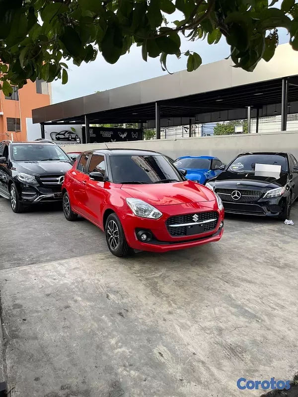 carros - Suzuki Swift GL+ 2024 3