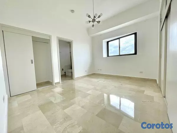 apartamentos - En venta apartamento en Naco 5