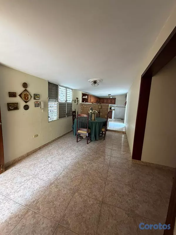 oficinas y locales comerciales - Casa en Jardines Metropolitanos ideal para negocio 9