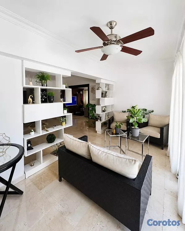 apartamentos - Apartamento amplio en venta en Ensanche Naco 5