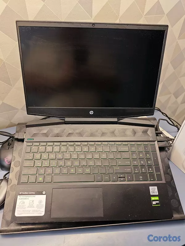 computadoras y laptops - 💻 HP Pavilion Gaming Laptop💻 9