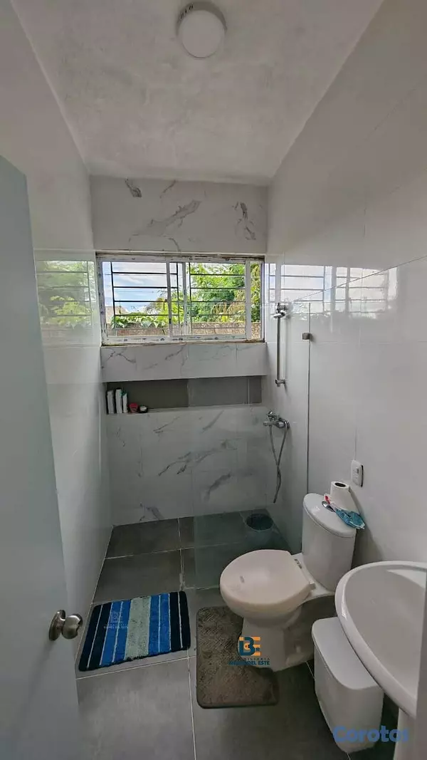 casas - VENDO MODERNA CASA con acabados de alta calidad en 9