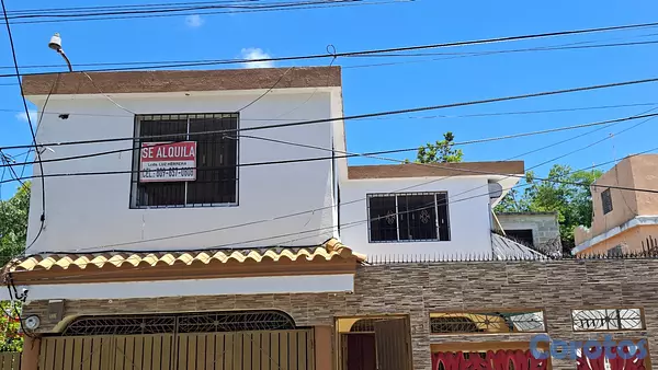 oficinas y locales comerciales - Local Segundo Nivel Amplio y espacioso. 18
