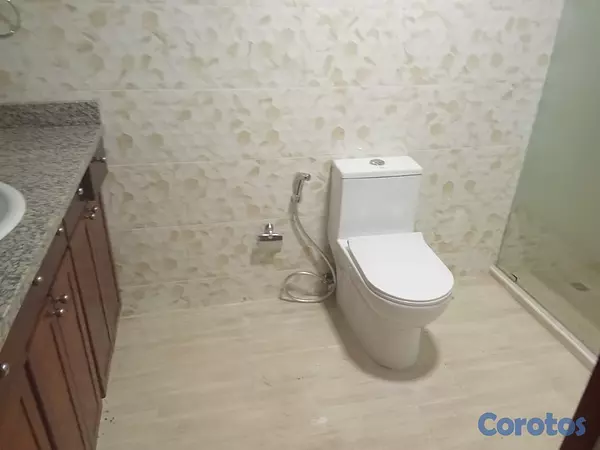 apartamentos - Apartamento en Alquiler en Bella Vista – Primer Piso.
 8