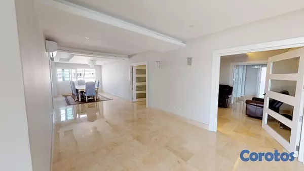 apartamentos - ¡SE VENDE  AMPLIO APARTAMENTO EN PISO COMPLETO EN NACO! 9