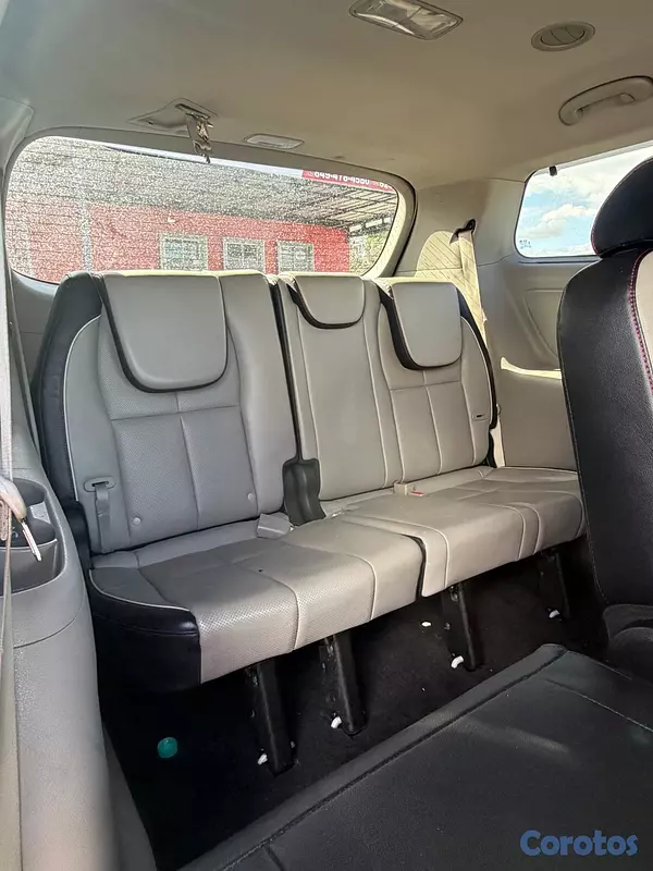 jeepetas y camionetas - Kia Sedona EX 2021
 10