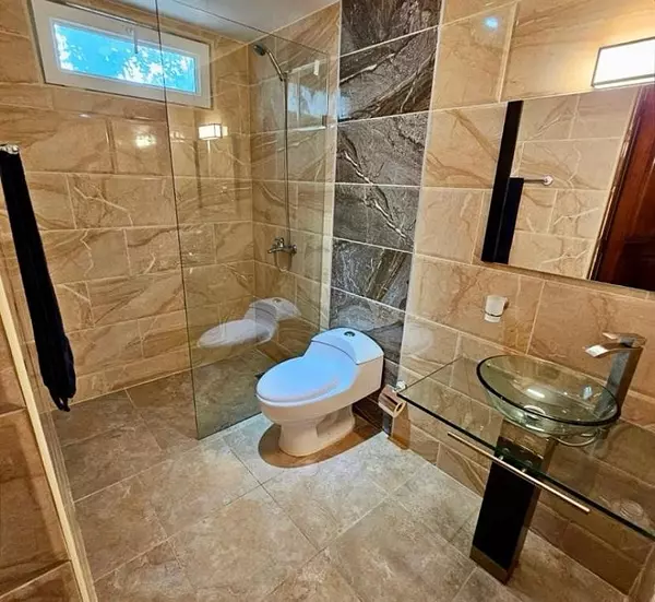 casas vacacionales y villas - Apartamento Amueblado Frente a la Playa, Cabarete  3