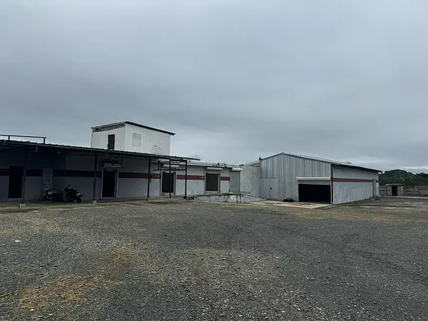 otros inmuebles - Nave Industrial En Alquiler carretera Hato Nuevo  3
