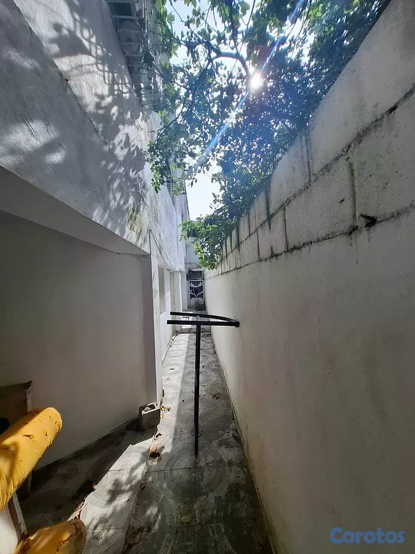 casas - Casa en Venta – Av. Independencia (El Pedregal) 2