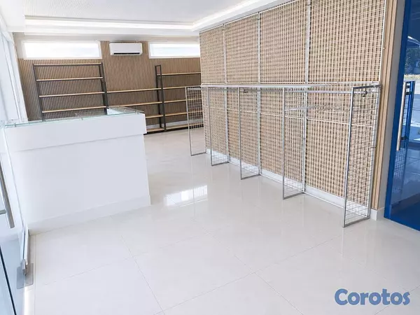 oficinas y locales comerciales - Local comercial de 188mt2 dos niveles en Alquiler, 5