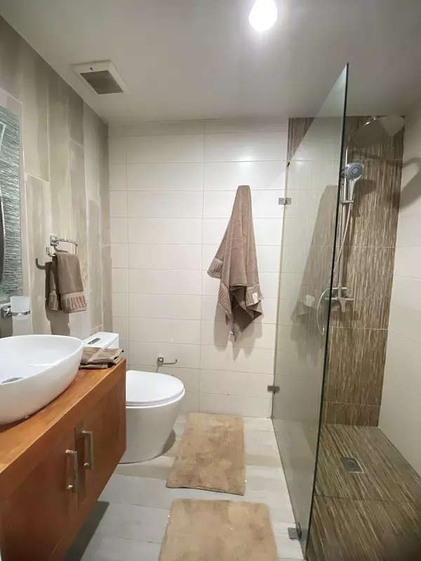 apartamentos - Apartamento en alquiler amueblado en Naco 7