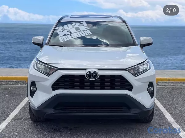 jeepetas y camionetas - Toyota Rav4 XLe Premium  3