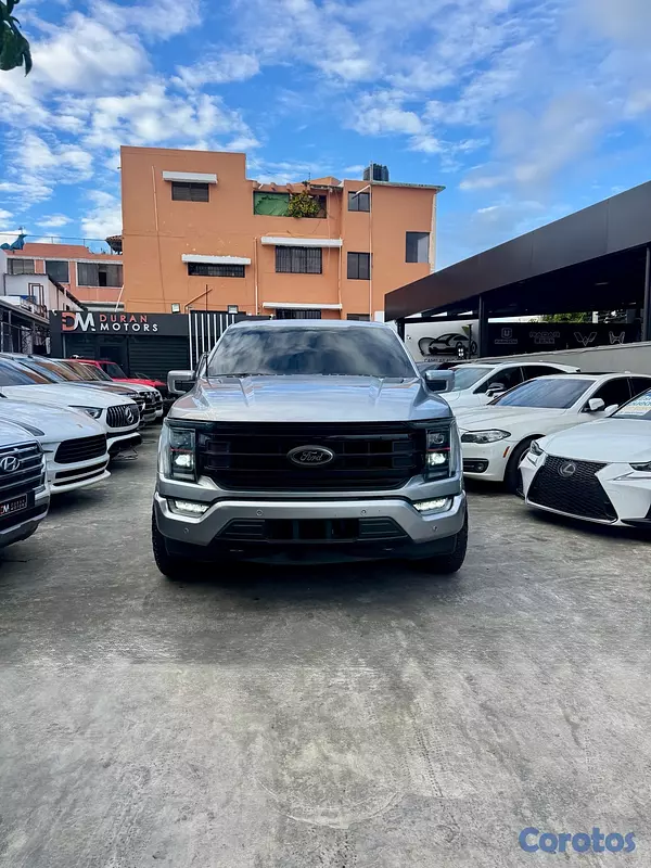 jeepetas y camionetas - Ford F-150 Lariat SuperCrew 2022 2