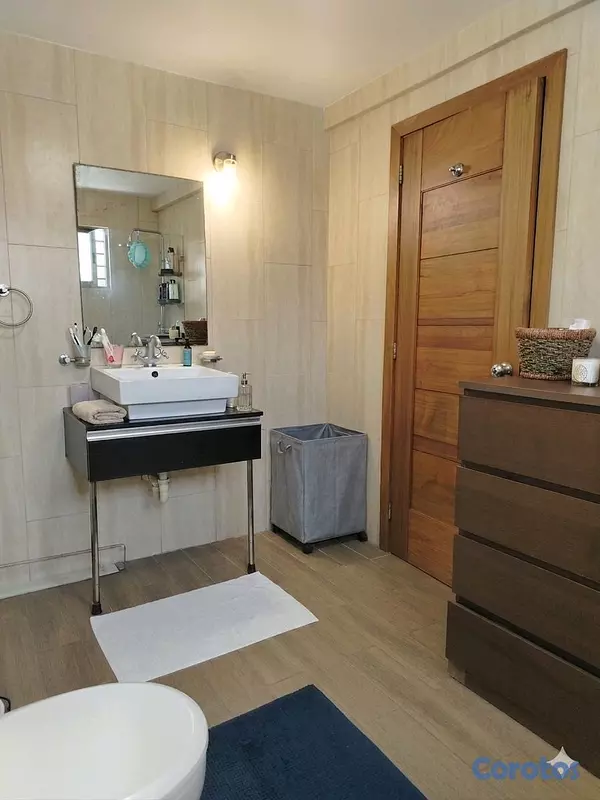 apartamentos - Se vende apto. En excelentes ubicacione en Mirador Norte 
cerca de de Downtown. 9
