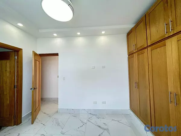 casas - HERMOSA CASA EN VENTA - SANTIAGO. 10