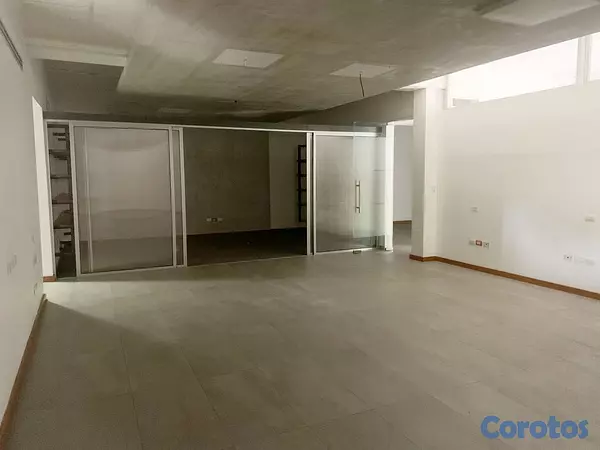 oficinas y locales comerciales - Alquiler local comercial en la Esperilla  2