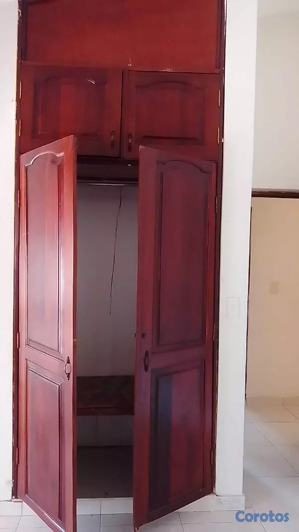 casas - Alquilo Casa 2 Niveles Respaldo Los tres Ojos  7