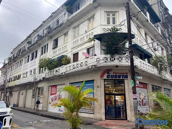 oficinas y locales comerciales - Venta de edificio comercial en la Zona colonial  4